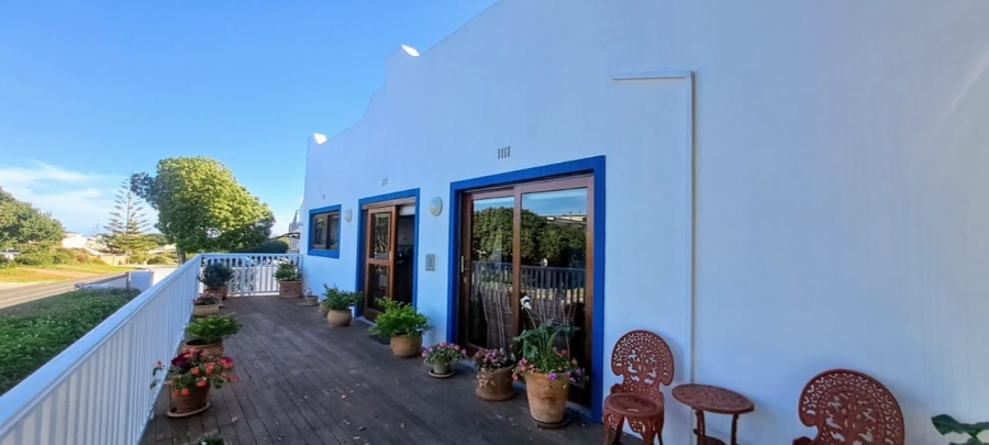 4 Bedroom Property for Sale in Vermont Western Cape